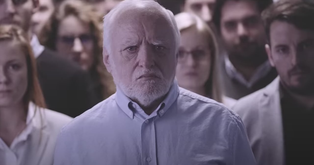 Su nombre real es András Arató y saltó a la fama gracias al meme que en redes fue bautizado como Harold.