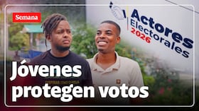 Jóvenes como Johaner Delgado y Jhorman Pinillos asumieron el rol de testigos electorales, una tarea clave para garantizar la transparencia de la jornada.