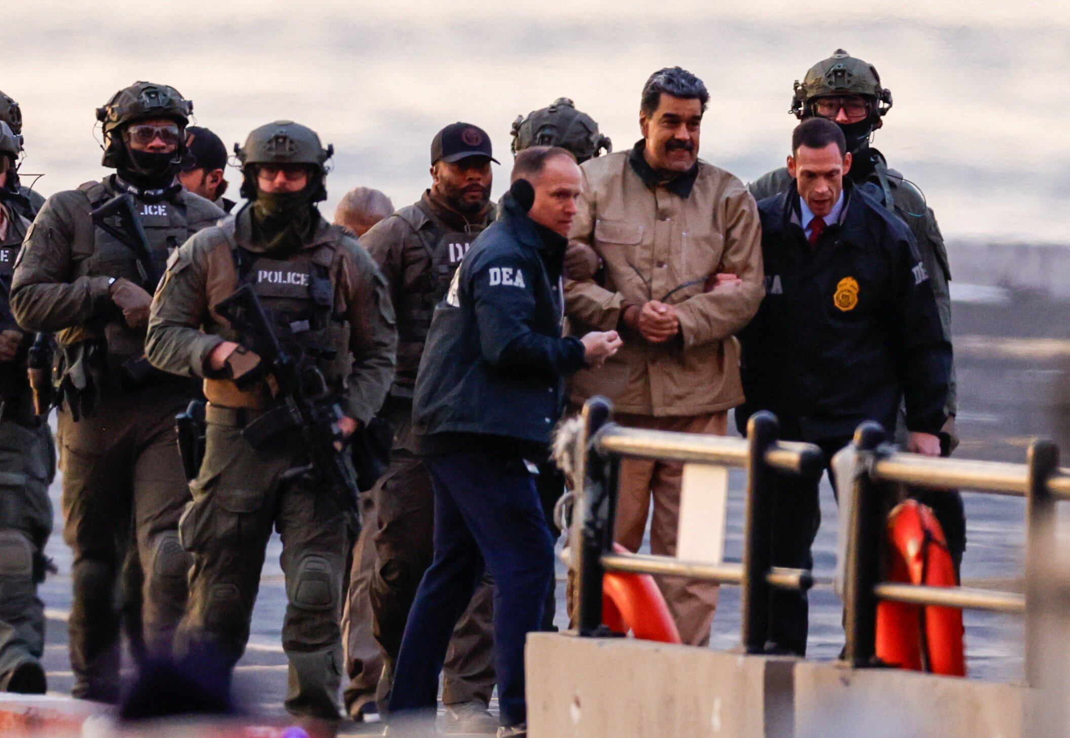 Maduro estaba fuertemente custodiado.