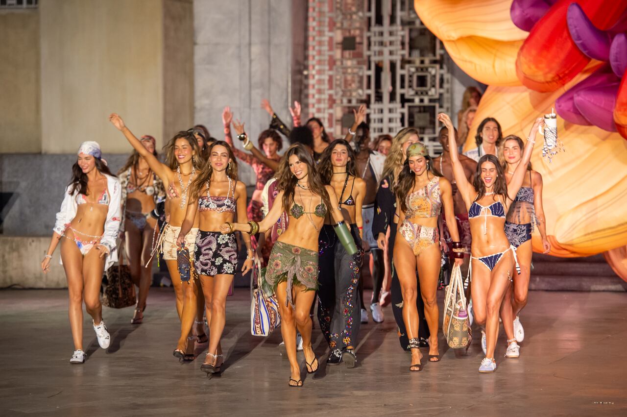 Pasarela Agua Bendita, inauguración de Colombiamoda 2025