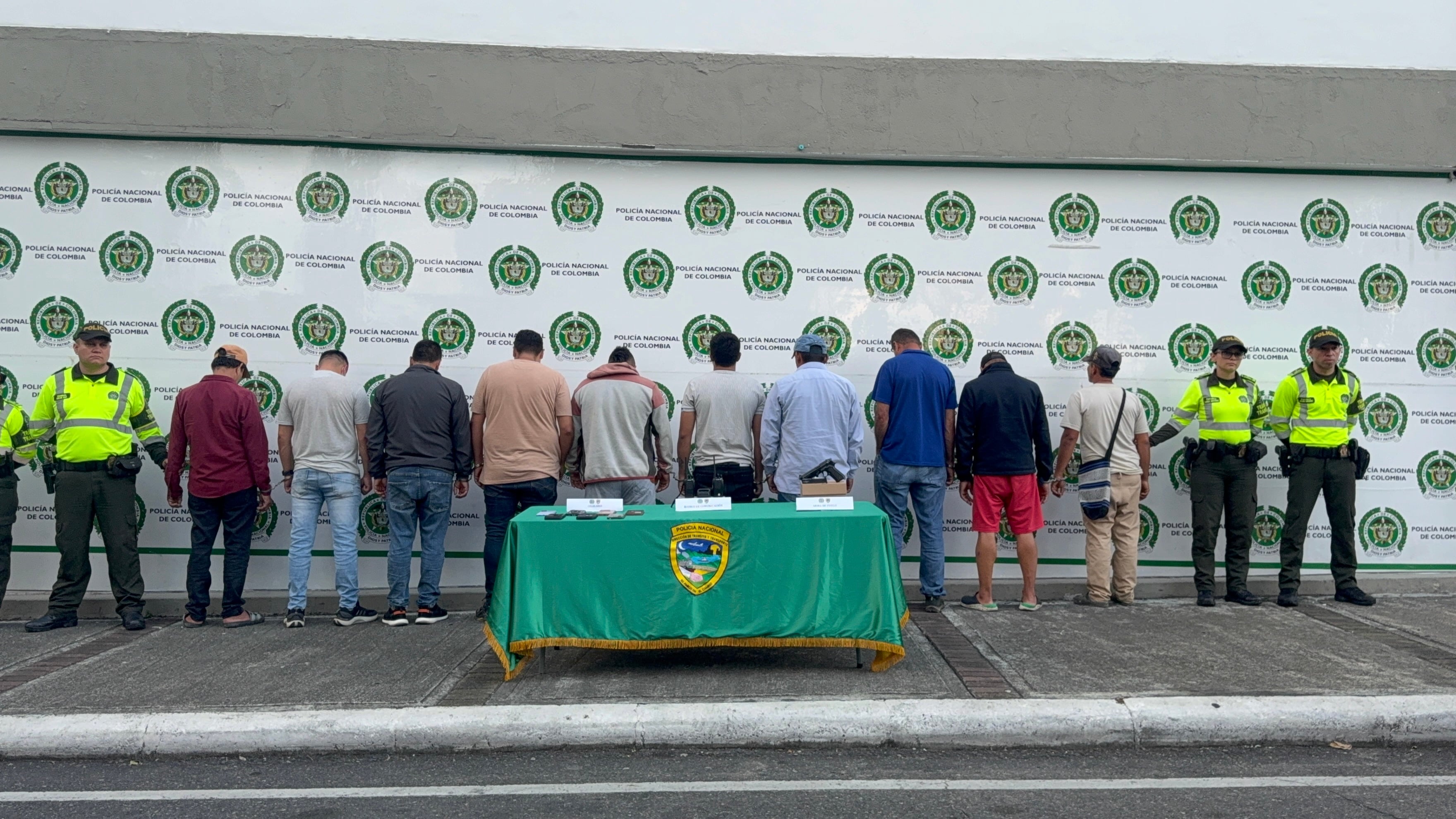 Capturados falsos policías que se dedicaban a la piratería terrestre.