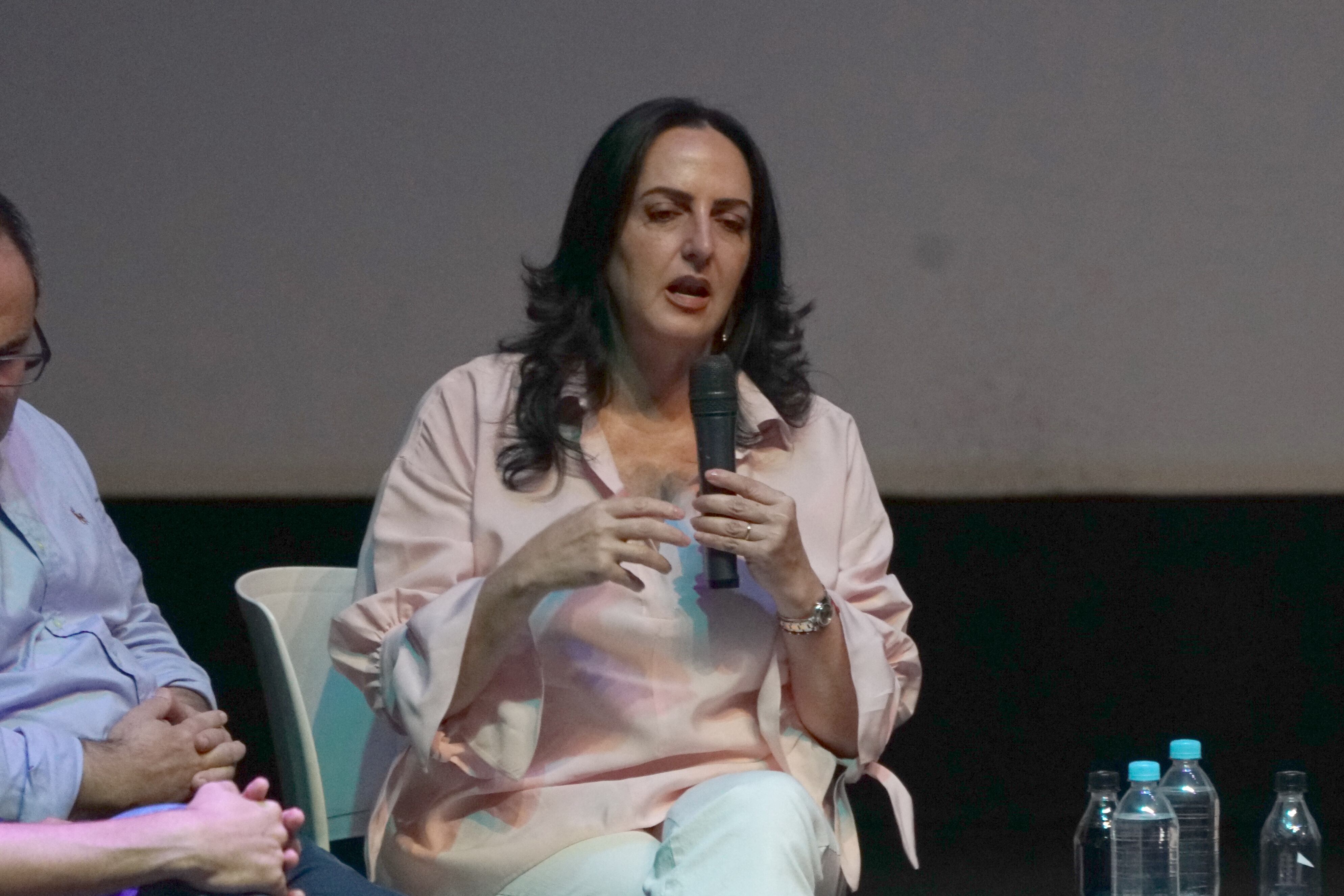 Representante a la Cámara Christian Munir Garces Aljure y la Senadora María Fernanda Cabal del Centro Democrático.