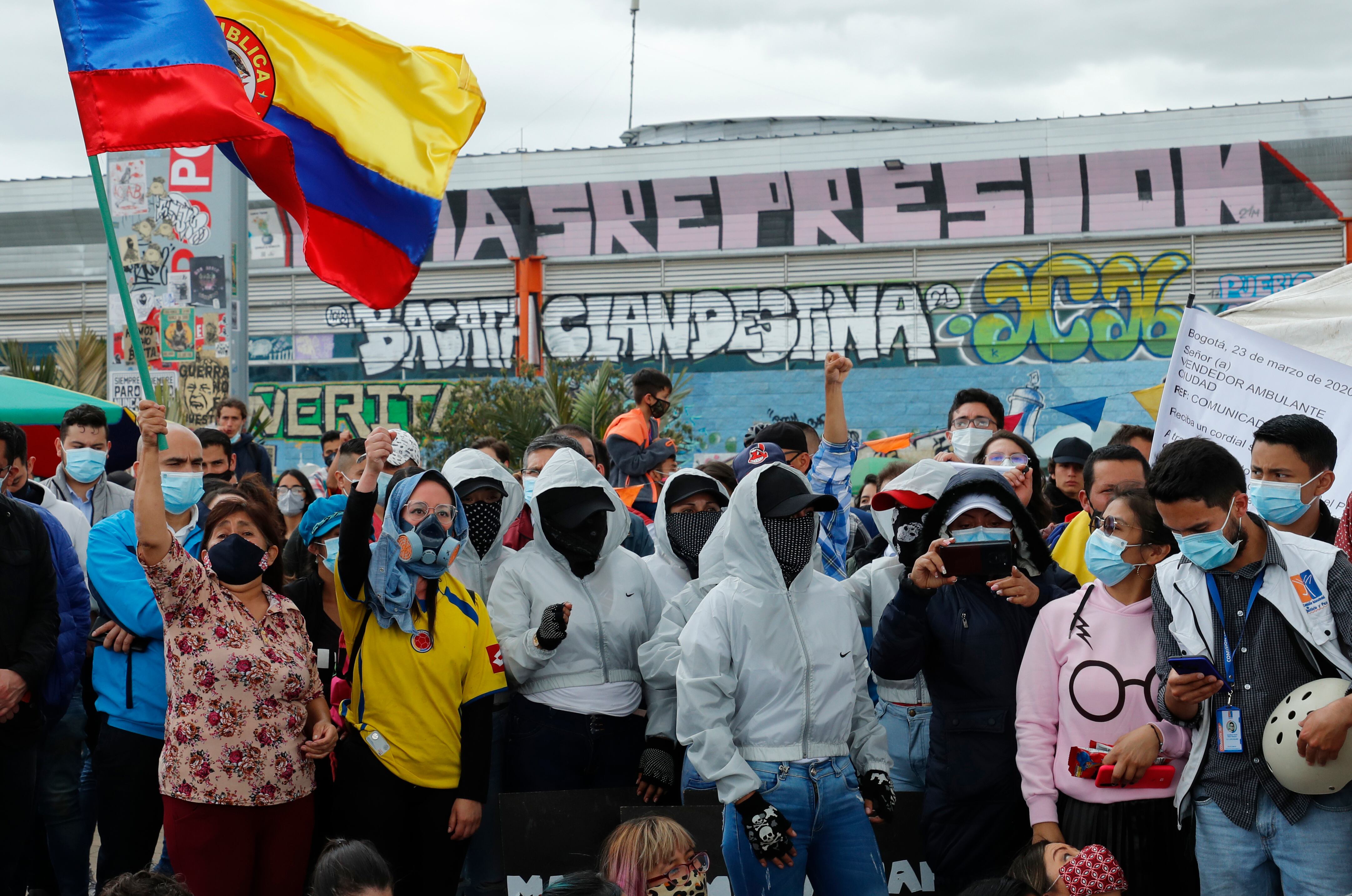 madres primera linea 
Concejo de Bogota sesión plenaria ordinaria con el proposito de escuchar a los manifestantes del Paro Nacional en la localidad de Kennedy Portal de las Americas 
Portal de la Resistencia
Bogota mayo 25 del 2021
Foto Guillermo Torres Reina / Semana
