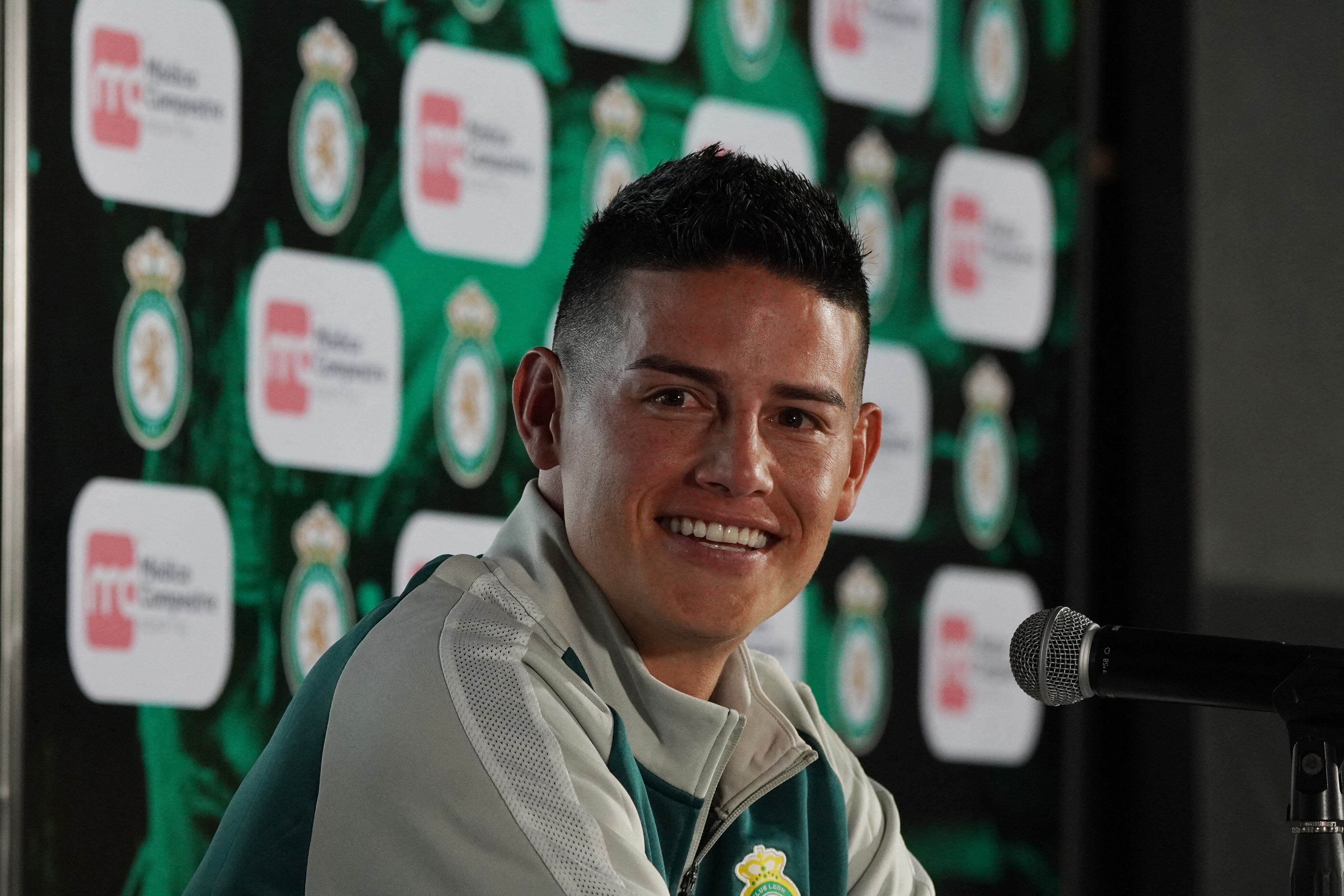 Colombian footballer James Rodriguez gestures during a press conference after his first day of training for Mexico's Leon, at their training grounds in Leon, Guanajuato state on January 14, 2025. (Photo by MARIO ARMAS / AFP)