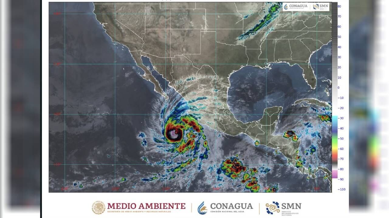 México en alerta por el paso del huracán Norma.
