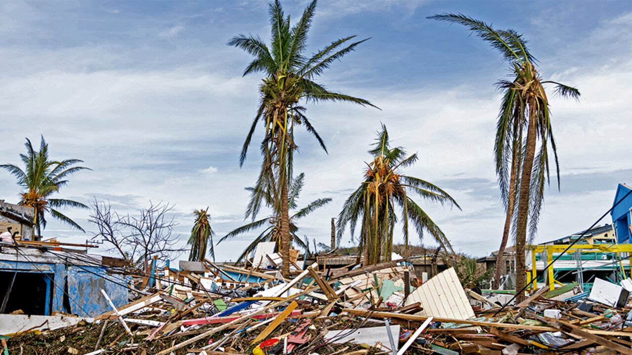 Los huracanes y las tormentas tropicales están considerados entre los agentes naturales de perturbación más frecuentes y de mayor impacto en los ecosistemas marinos y costeros.