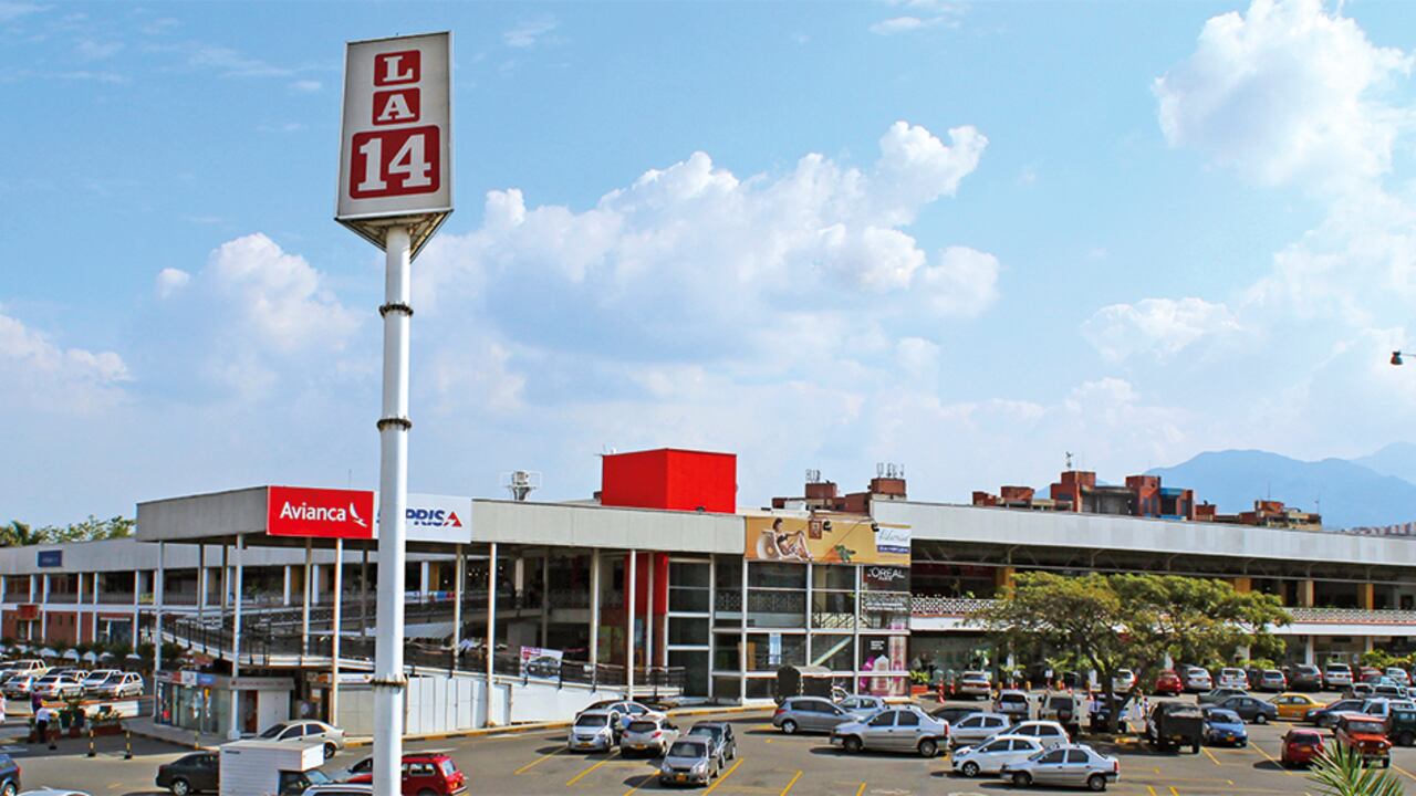 La compañía de comercio, creada por la familia Cardona, mantiene abiertos cerca de 26 puntos de venta, principalmente en el sur del país.