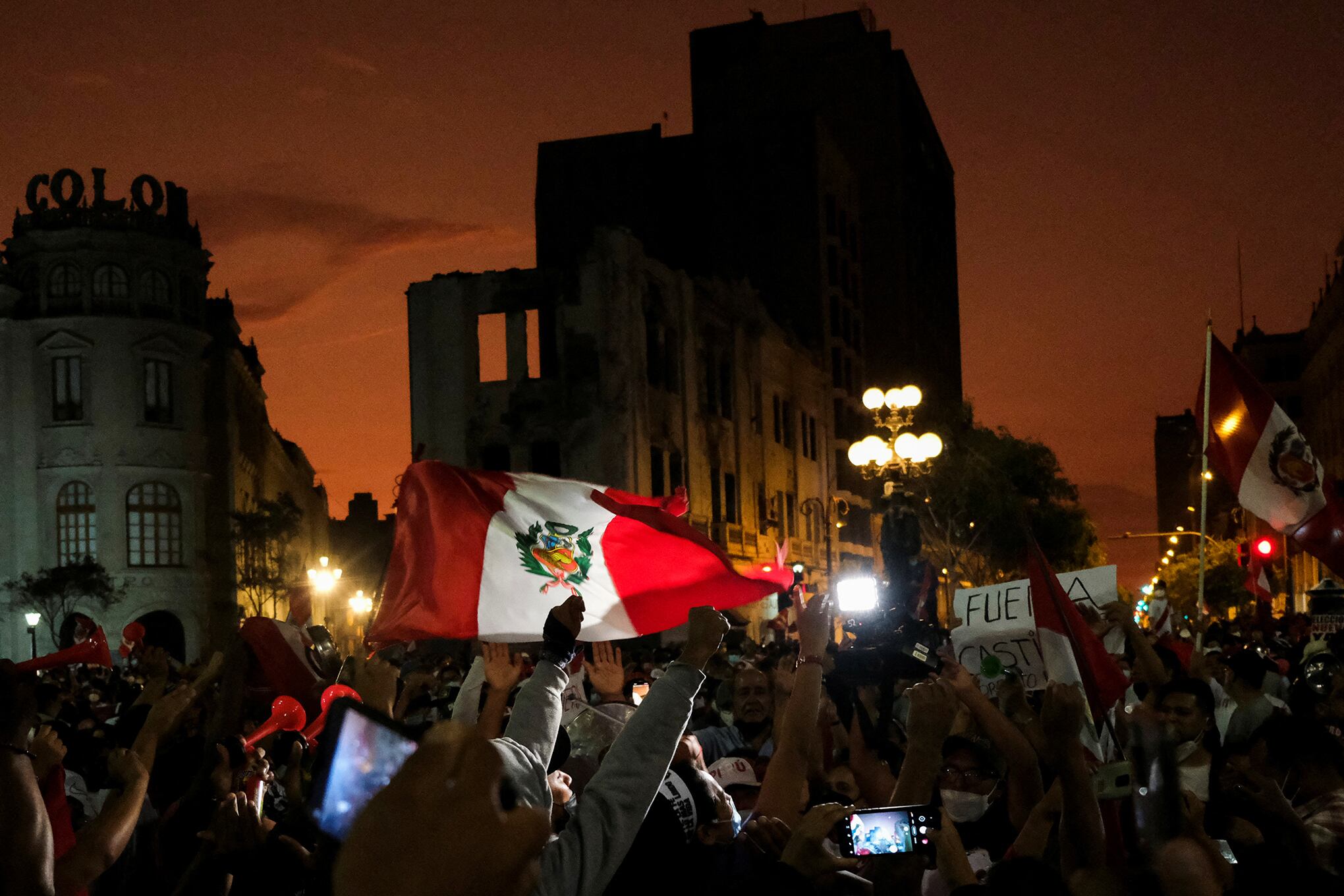 fuertes protestas en Perú