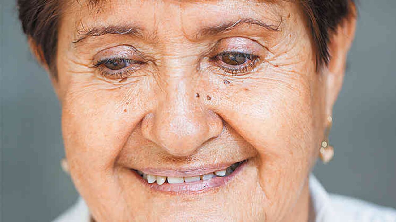 Tal vez la experiencia más traumática en la vida de Teresita Gaviria ha sido la desaparición forzada de su hijo en 1998. Hasta hoy no hay rastro de él. Foto: Pilar Mejía.