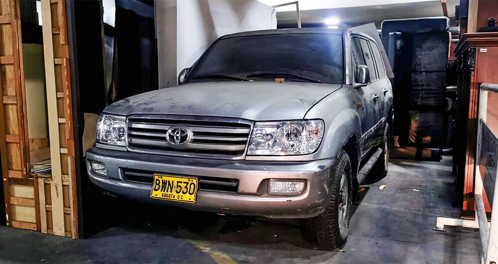 CEMENTERIO DE CARROS_8