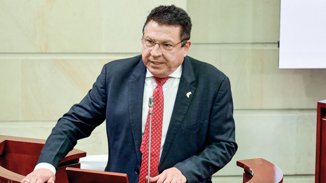 Miguel Ángel Pinto es integrante de la Comisión Séptima del Senado.