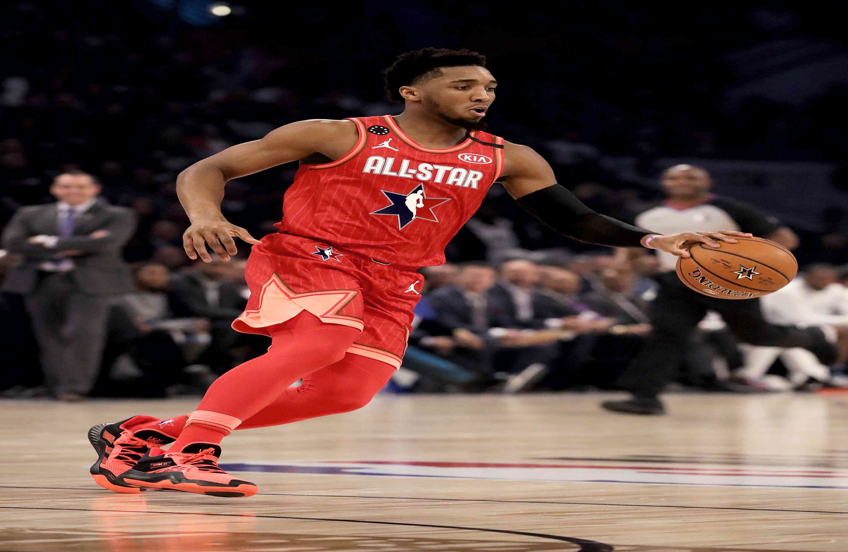 "Gracias a todo el mundo que me ha contactado desde que oyeron la noticia de mi test positivo", escribió Mitchell en su cuenta de Instagram. Foto: AFP