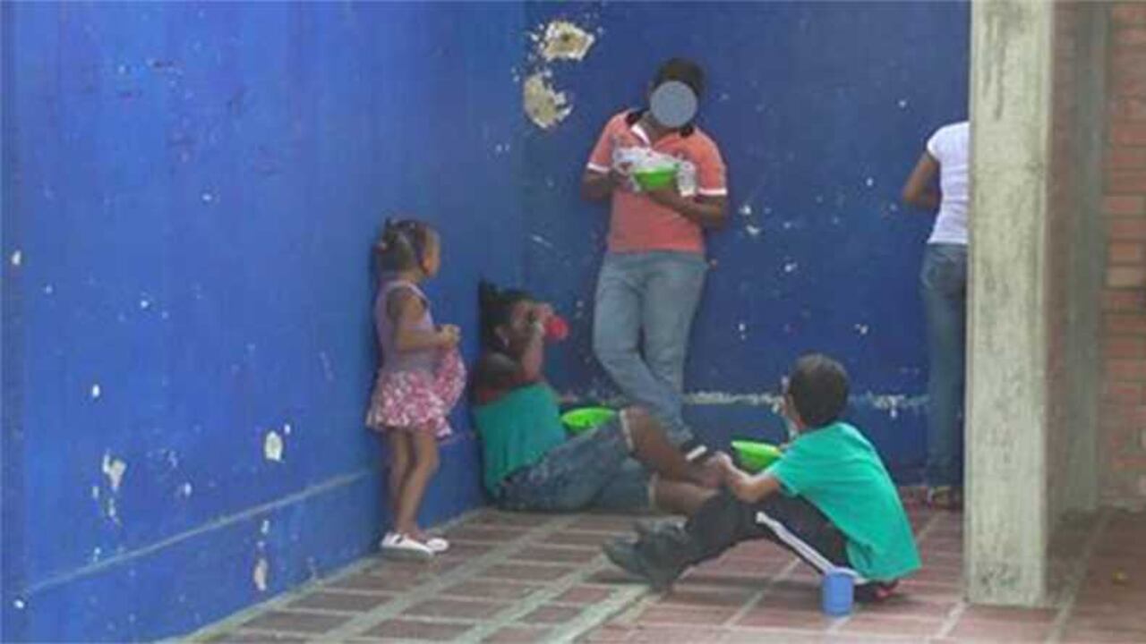 Los recursos del Programa de Alimentación Escolar (PAE) alcanzan solo para 135.837 estudiantes.