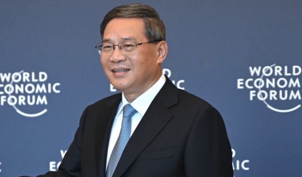 El primer ministro chino, Li Qiang, en el Foro de Verano de Davos en Tianjin