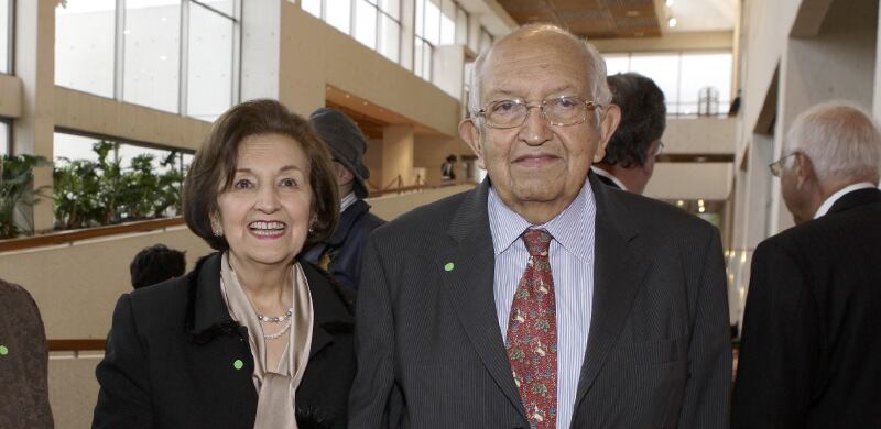 Consuelo Mendoza y Plinio Apuleyo Mendoza.