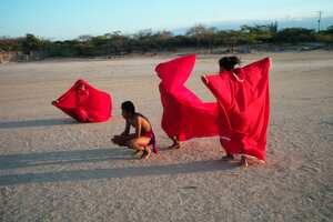 En la cosmogonía wayúu, Maleiwa es el Dios creador del hombre y quien fabricó los hierros con los que se marcan y se reconocen los clanes. Foto: Getty Images