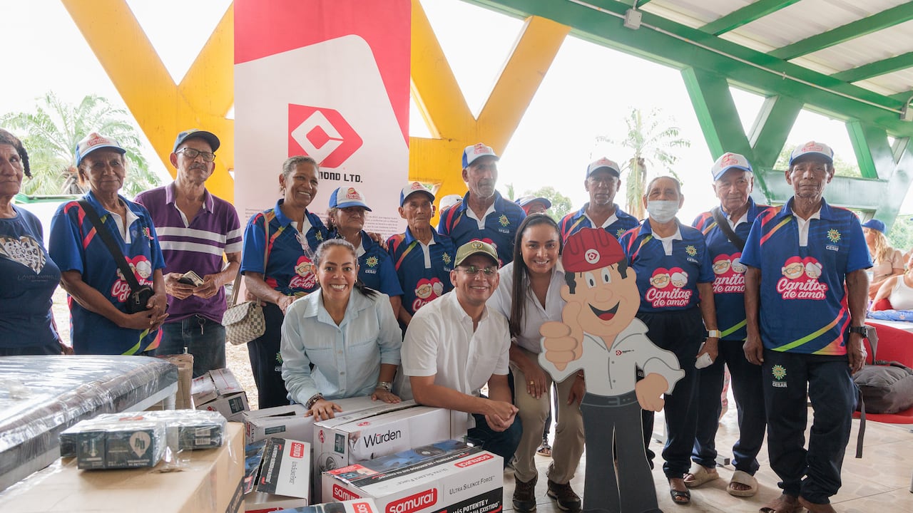 Entrega de dotación casa del adulto mayor en Rincón Hondo, Chiriguaná, Cesar.