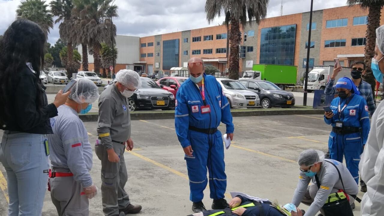 Durante Simulacro Distrital de Evacuación se realizará "el rescate de personas en estructura colapsadas". En este escenario se pretenden mostrar las capacidades de los grupos operativos con el uso de herramientas de corte, perforación, apuntalamiento, al igual que equipos especializados para la ubicación de víctimas en este tipo de incidentes.