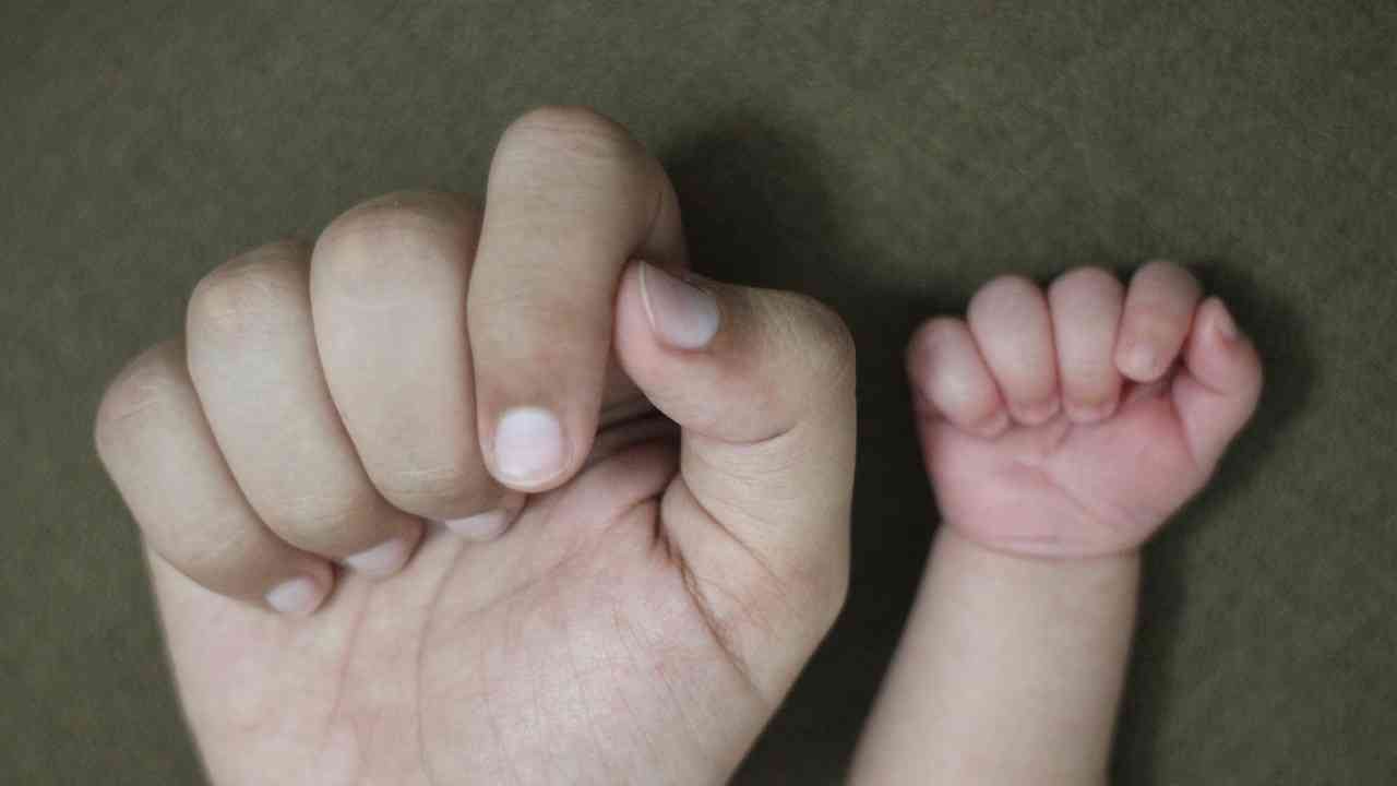 La depresión posparto es un trastorno del afecto, de la regulación emocional, que ocurre durante el embarazo y durante los meses posteriores al parto.