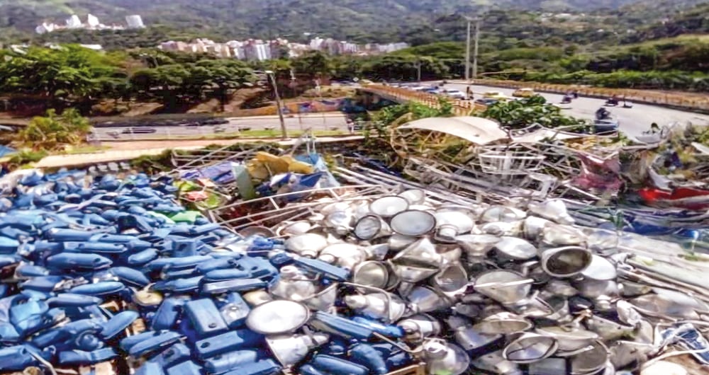 La Fiscalía intentan reconstruir este rompecabezas para certificar la desaparición del material.