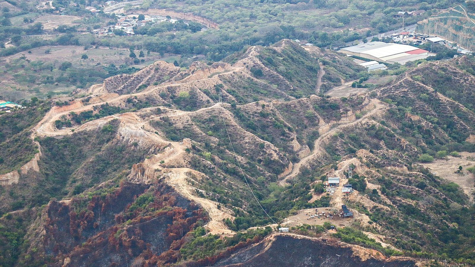 Los estragos que dejan incendios en el departamento de Santander.