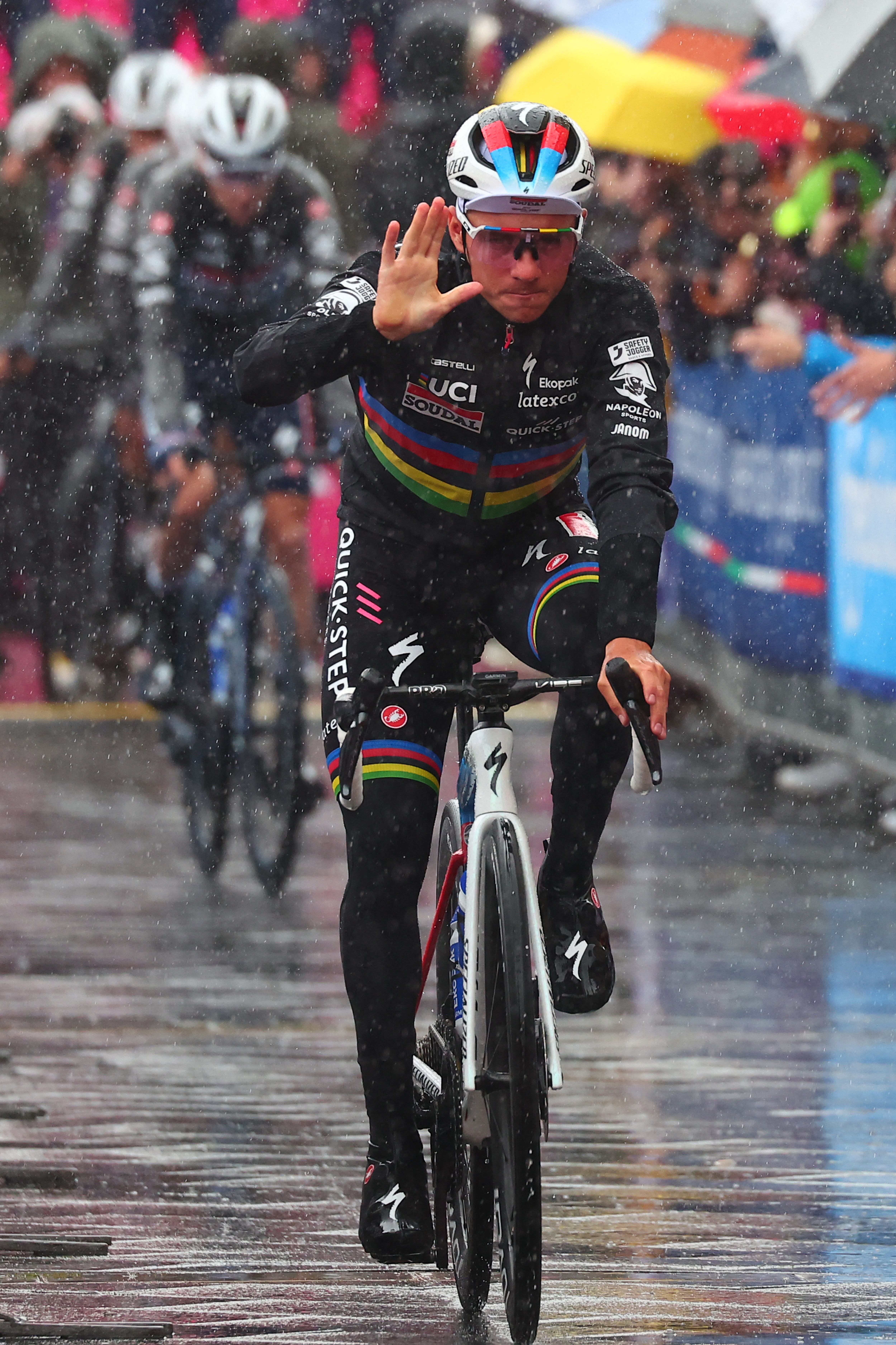Soudal - Quick Step's Belgian rider Remco Evenepoel is seen prior to the fifth stage of the Giro d'Italia 2023 cycling race, 171 km between Atripalda and Salerno, on May 10, 2023. (Photo by Luca Bettini / AFP)