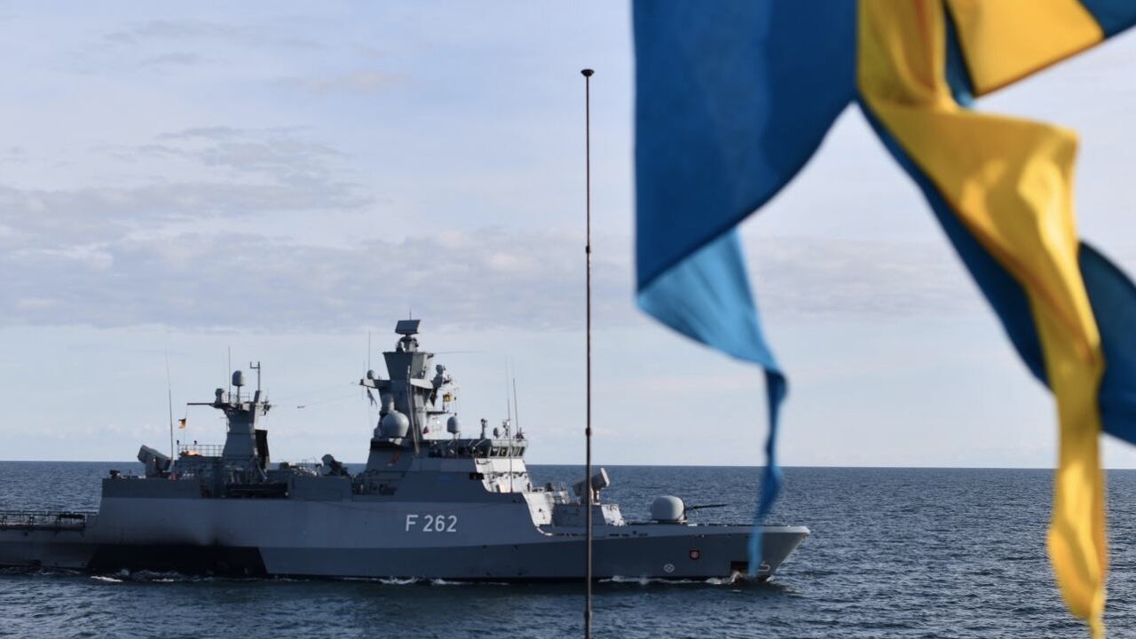 Este es uno de los modernos buques que tiene Suecia en su fuerza naval