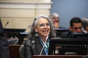 La congresista criticó fuertemente a la oposición en medio de la polémica elección del presidente del Senado.