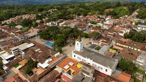 Valparaíso, Antioquia - Colombia. Octubre 27 de 2024. Municipio de 127 kilómetros cuadrados.