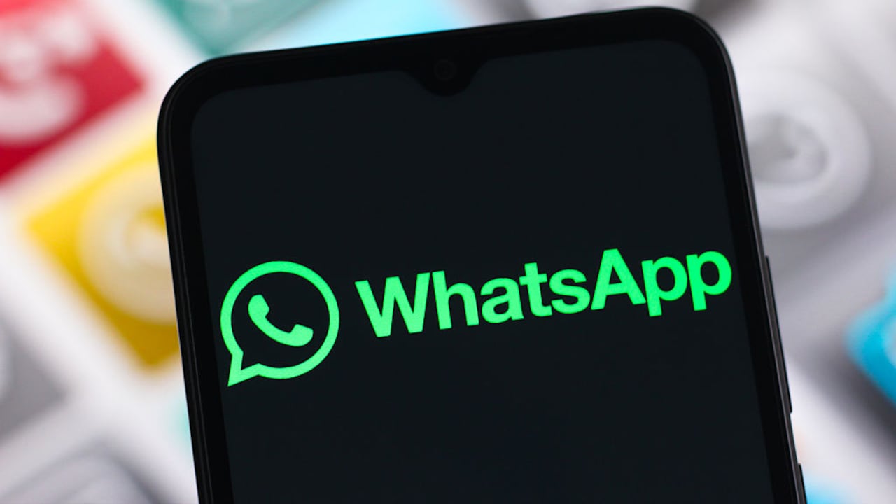 En algunos caso, los hackers pueden entrar a su cuenta de WhatsApp desde otros ordenadores o dispositivos móviles.