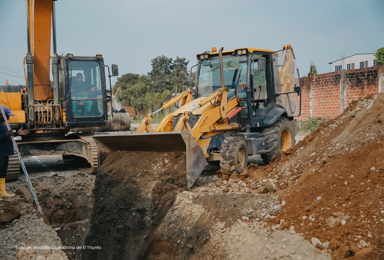 Construcción de alcantarillado sanitario corregimiento San Isidro Vereda El Triunfo.