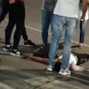 El ladrón quedó tendido en el piso ante tantos golpes recibidos.