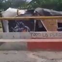 El cambuche tendría electricidad, equipo de sonido, entre otras cosas.