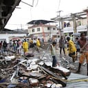 Mientras recogen los escombros, los habitantes de Tumaco recuerdan la ley del silencio que han impuesto Los Rastrojos y las Farc.