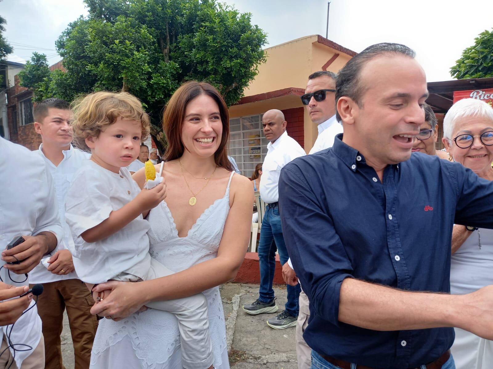 Vota Alejandro Eder en Cali.