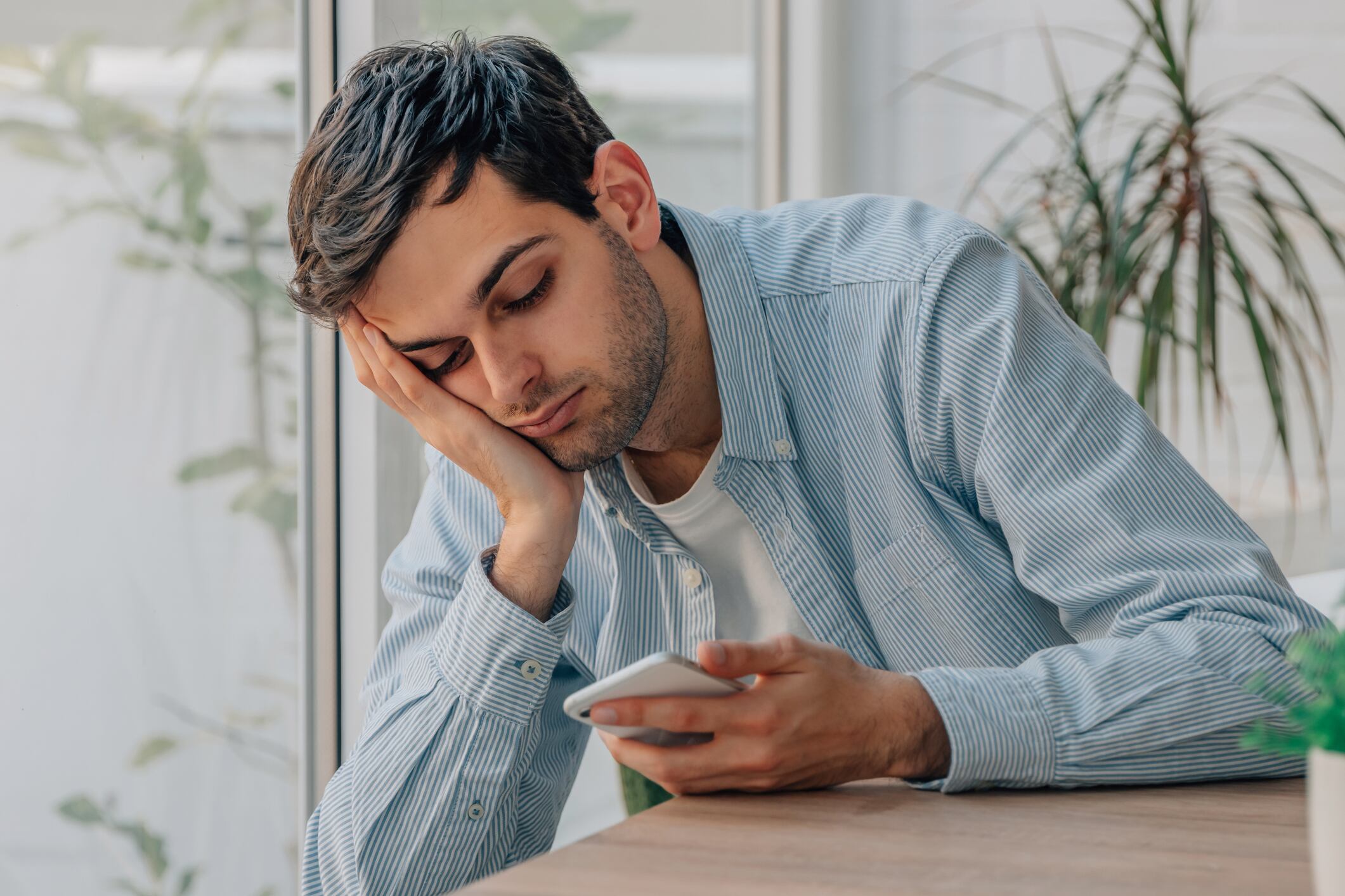 Dispositivos con Android 5.0 o iOS 12 inferior perderán compatibilidad con la app de mensajería más popular.