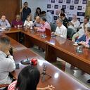 El alcalde Alejandro Eder, se reununio con los medios de comunicacción de la ciudad para presentarles el programa ciudad pacifica y tambien como van adelantados los temas sobre la COP 16 que se llevara a cabo en octubre en la ciudad. Fotos Raúl Palacios / El Pais / 23 de Abril del 2023 Cali.