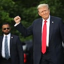 Donald Trump, presidente electo, llega a un mitin en el distrito demócrata del sur del Bronx