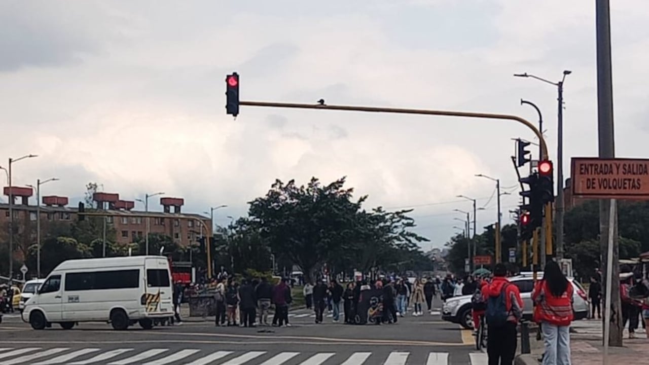 Este lunes 16 de marzo, estudiantes de la Universidad Distrital de la sede Ciudad Bolívar realizaron una protesta.