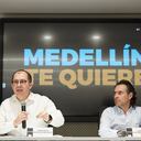 Francisco Barbosa junto a Federico Gutiérrez, alcalde de Medellín.