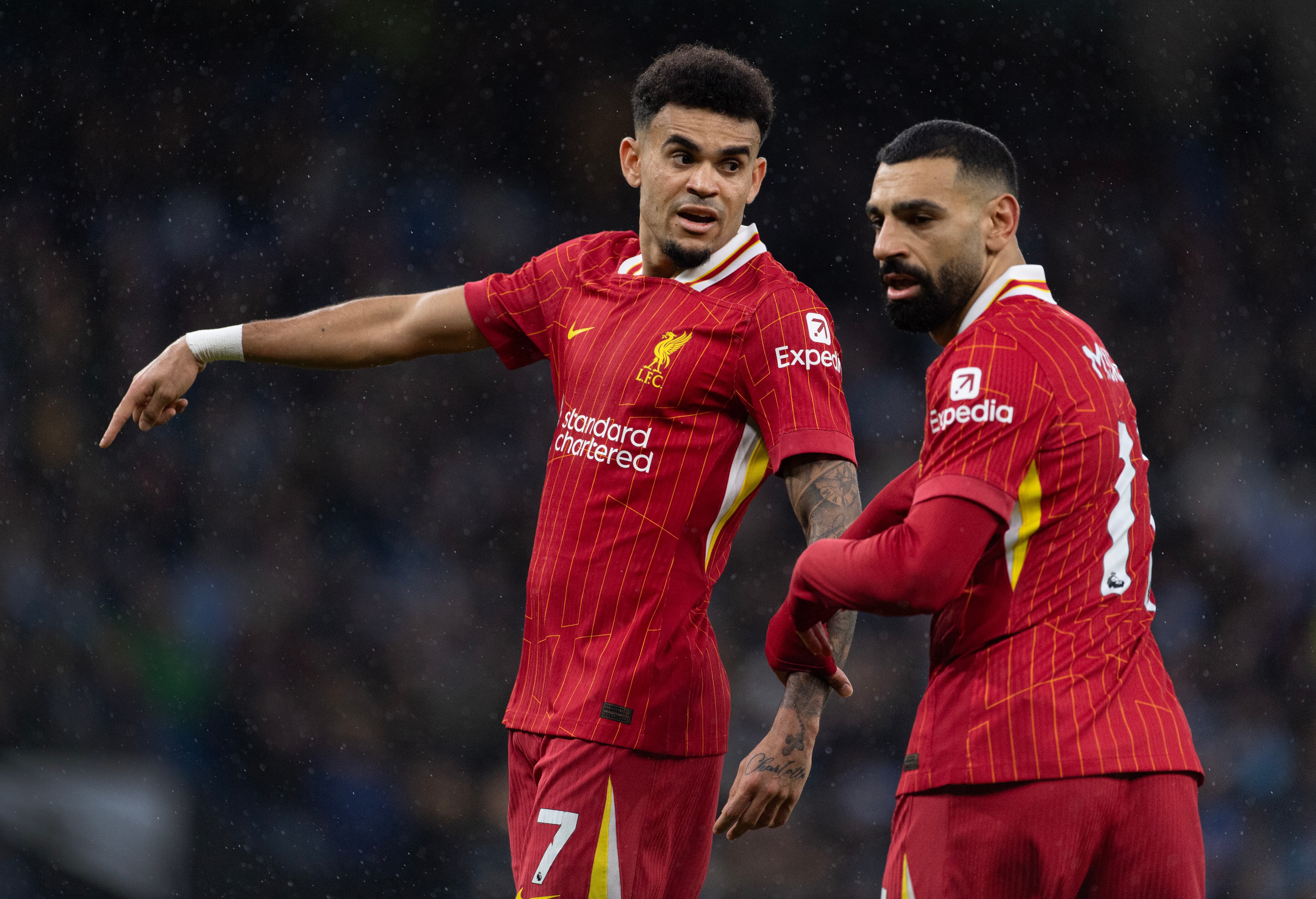 MANCHESTER, ENGLAND - FEBRUARY 23: Luis Diaz and Mohamed Salah of Liverpool during the Premier League match between Manchester City FC and Liverpool FC at Etihad Stadium on February 23, 2025 in Manchester, England. (Photo by Visionhaus/Getty Images)
