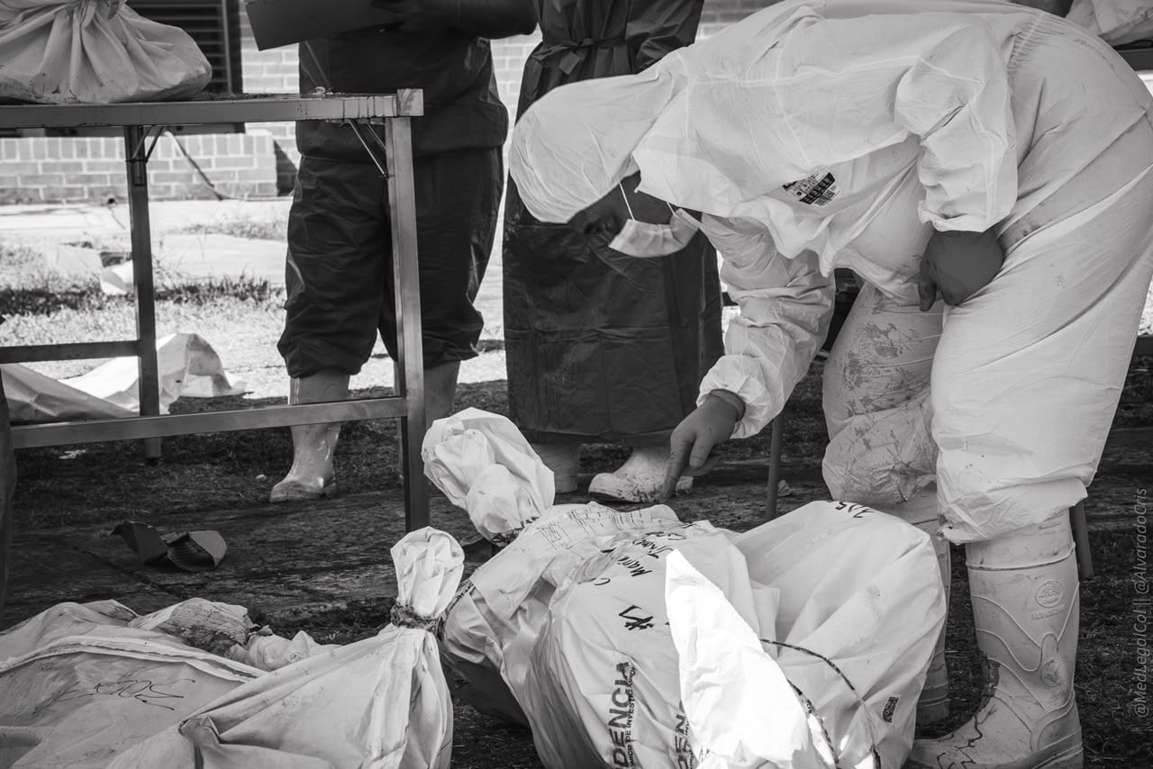Los forenses de Medicina Legal tienen una labor fundamental.