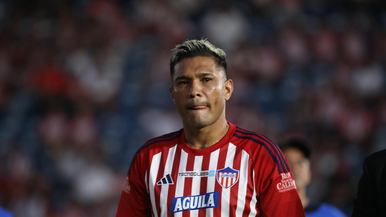 Teófilo Gutiérrez en su presentación oficial como nuevo refuerzo del Junior de Barranquilla para 2025