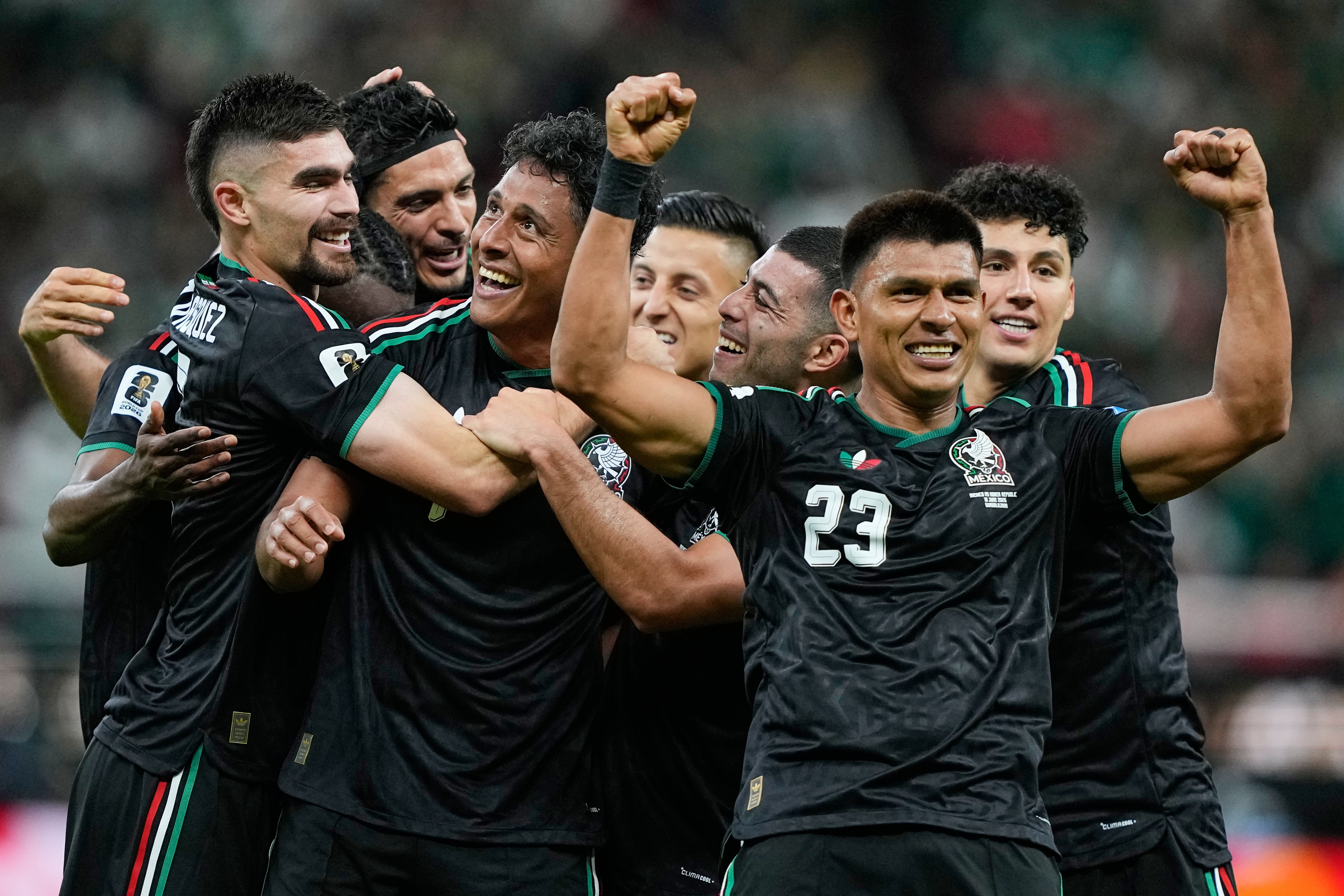 México celebrando el triunfo 1-0 sobre Corea del Sur en el Mundial 2026.