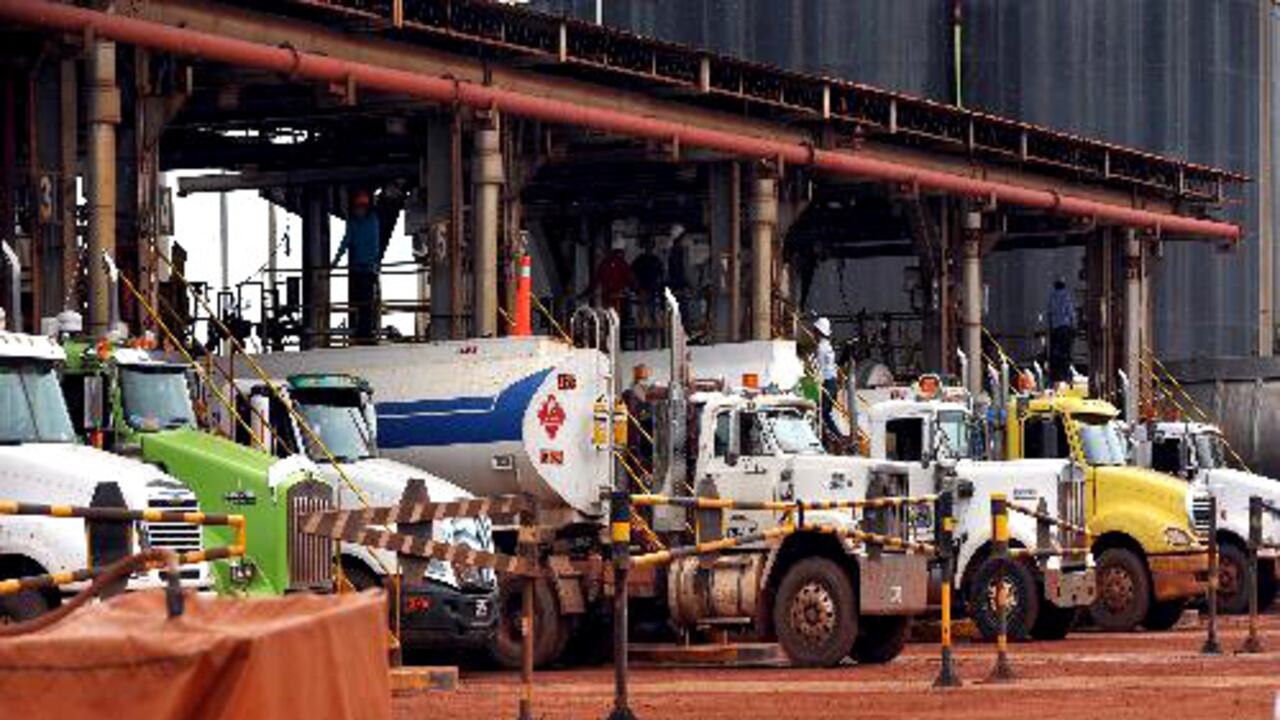 Con la salida de este campo a partir de julio de 2016, Pacific Energy , la producción de la canadiense será menor en 30 % y sus reservas se reducirán en un 11%.