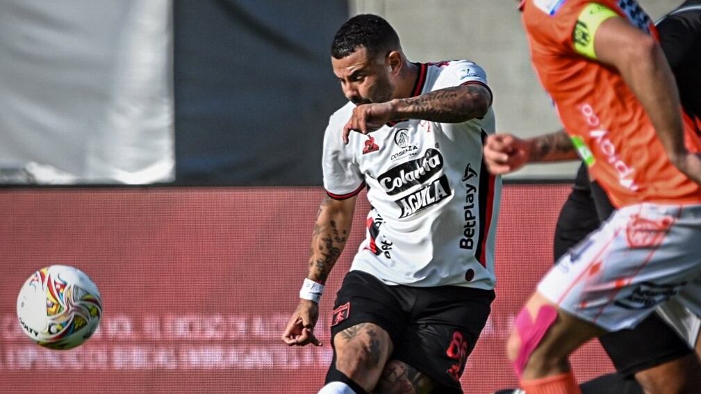 Cardona juega en el América de Cali
