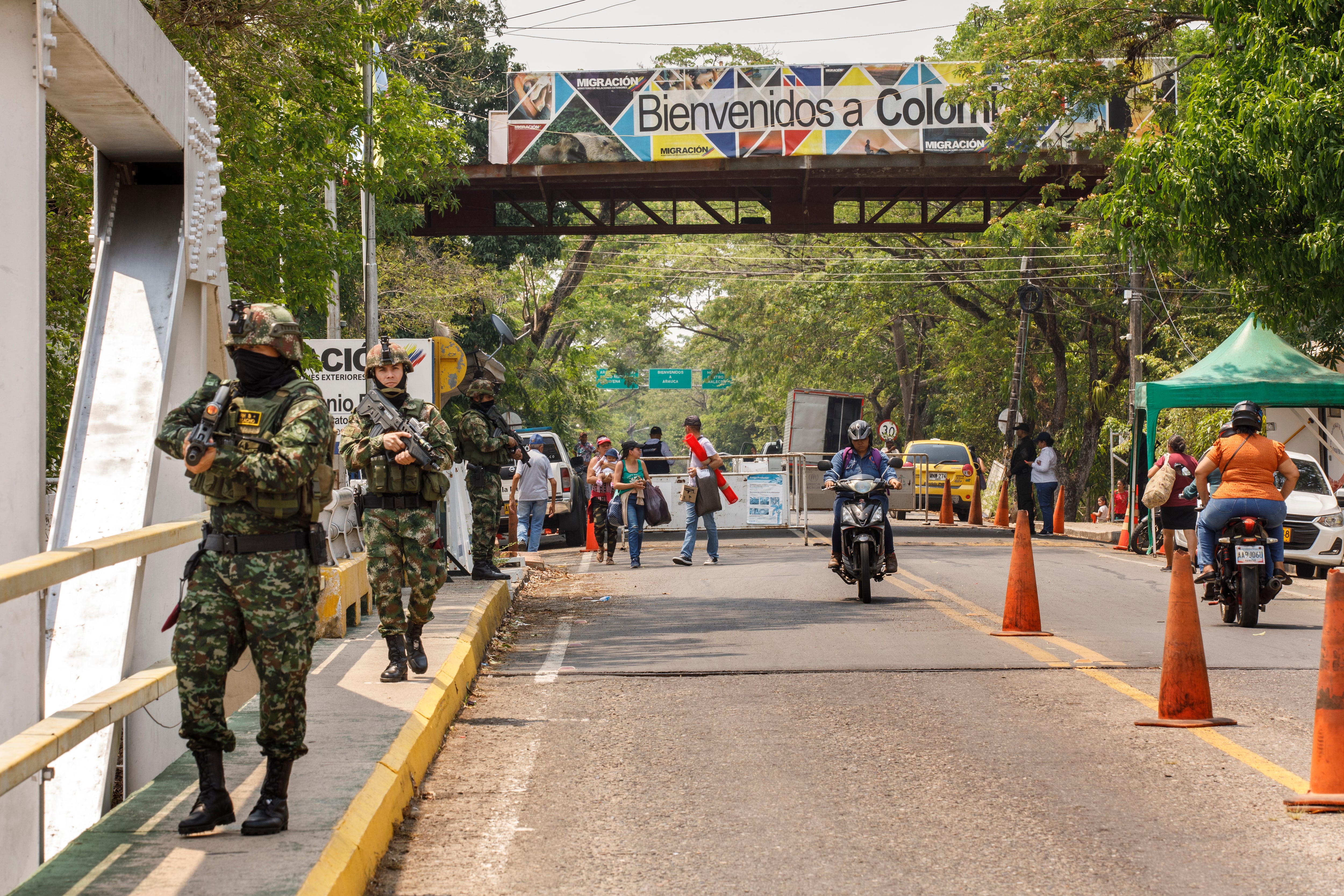 Frontera de Arauca con Venezuela. Autoridades redoblarán presencia militar y policial por posesión presidencial en el vecino país.
