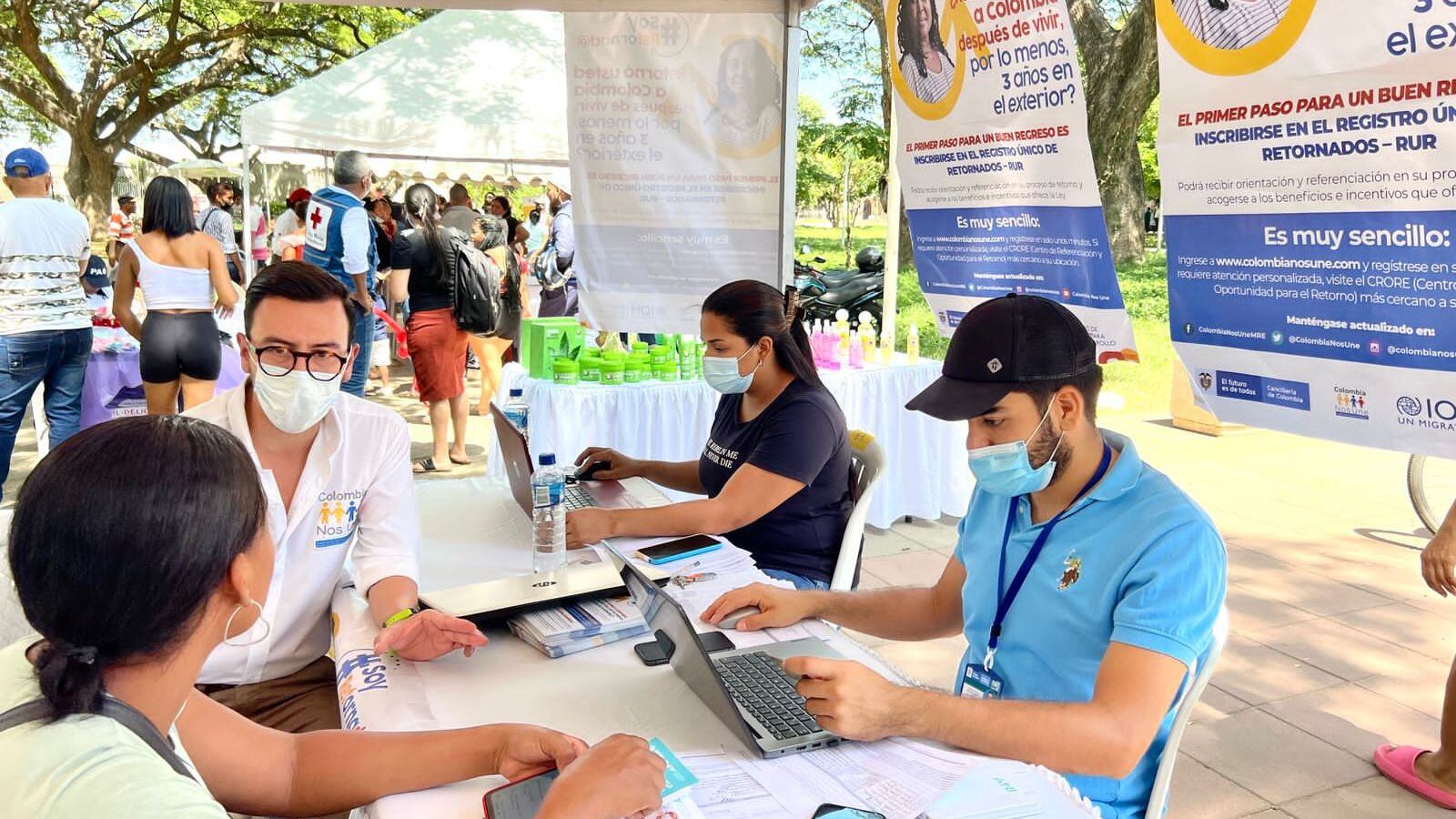 La Cancillería de Bogotá promueve junto a otras organizaciones una feria de servicios para que los colombianos retornados y los migrantes venezolanos accedan a diferentes servicios que ofrecen las entidades regionales y nacionales.