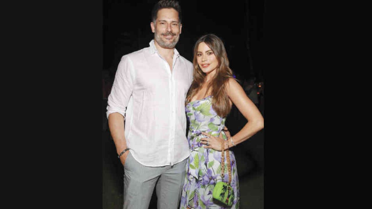 Los felices esposos en Wailea, Hawái, durante el Festival de Cine de Maui, en junio pasado. Joe dice que lo más difícil del matrimonio ha sido asumir que alguien que no lleva su sangre lo ame tanto. FOTOS: GETTY