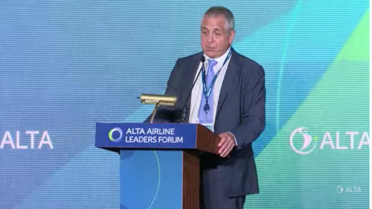 Roberto Albo, CEO de Latam, en la cumbre de líderes del sector del transporte aéreo.